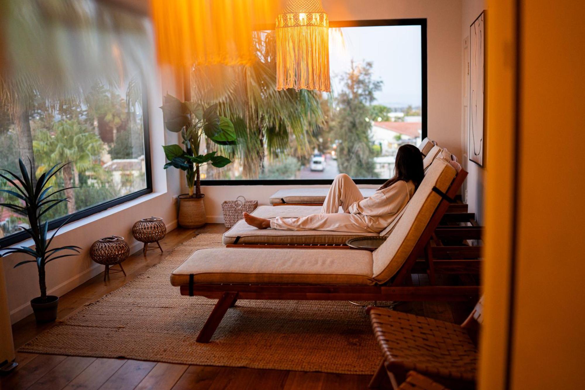 Lear Sense Hotel Gedera Εξωτερικό φωτογραφία